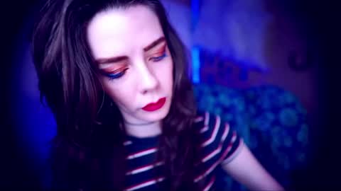 Bella Bondai online show from 07.18.26