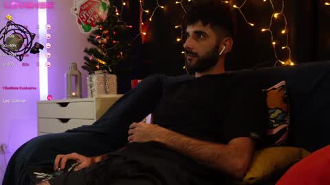 Snapshot of xorylan chatting on 12.22.24 XoRylan online show from 12.22.24