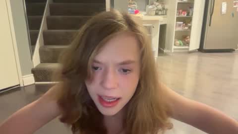 Snapshot of xoxo_natalie_woods chatting on 06.27.26 Natalie Woods online show from 06.27.26