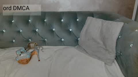 xqueencarox online show from 04.14.26