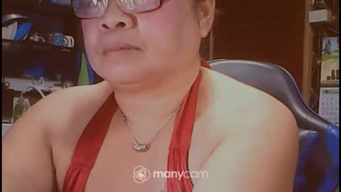 Snapshot of xsw33t_joy69x chatting on 05.25.26 joy online show from 05.25.26