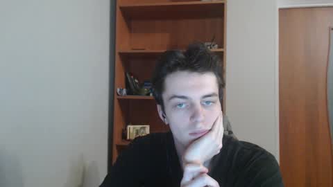 traqqq online show from 10.29.25