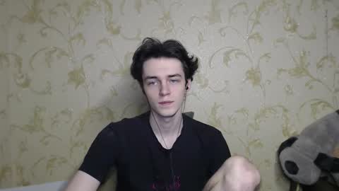 traqqq online show from 12.22.25