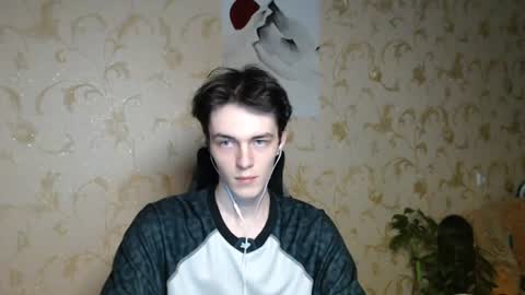 Snapshot of xtraqqq chatting on 06.13.26 traqqq online show from 06.13.26