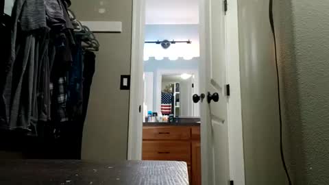 Snapshot of xtreme1970 chatting on 03.10.25 Xtreme online show from 03.10.25