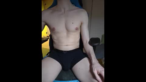 Snapshot of xufffix chatting on 12.08.24 N online show from 12.08.24