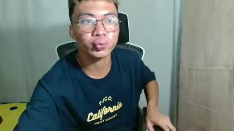 Snapshot of xurdreamboyx chatting on 12.05.24 Marjune online show from 12.05.24