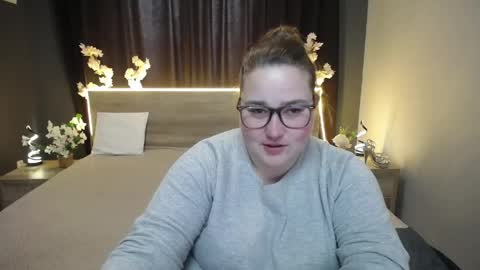 Snapshot of xx_daniella_xx chatting on 04.23.26 xx daniella xx online show from 04.23.26