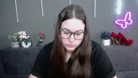 Snapshot of xx_daniella_xx chatting on 05.11.26 xx daniella xx online show from 05.11.26