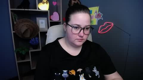 Snapshot of xx_daniella_xx chatting on 05.16.26 xx daniella xx online show from 05.16.26