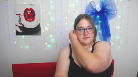 Snapshot of xx_daniella_xx chatting on 07.11.26 xx daniella xx online show from 07.11.26