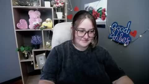 Snapshot of xx_daniella_xx chatting on 07.21.26 xx daniella xx online show from 07.21.26