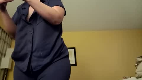 Snapshot of xx_flowprincess_xx chatting on 09.26.25 xx_flowprincess_xx online show from 09.26.25