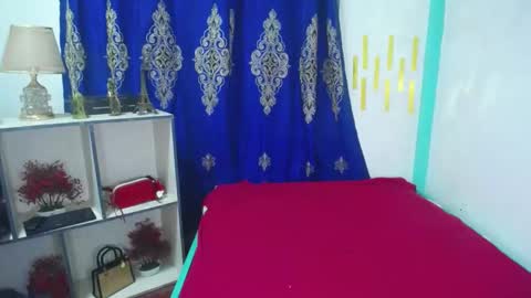 Snapshot of xxapplebabexx chatting on 02.28.25 xxapplebabexx online show from 02.28.25