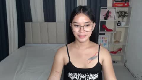 Snapshot of xxbigcockchloexx chatting on 09.16.25 CHLOES ROOM online show from 09.16.25