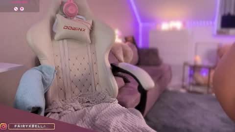 Snapshot of xxfairyxgiiirlxx chatting on 12.05.25 xxfairyxgiiirlxx online show from 12.05.25