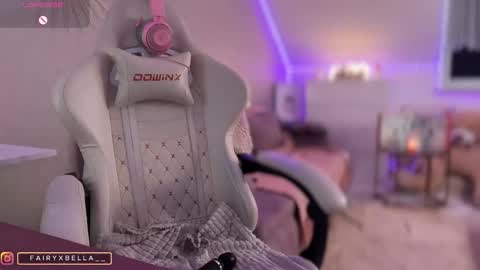 Snapshot of xxfairyxgiiirlxx chatting on 12.22.25 xxfairyxgiiirlxx online show from 12.22.25
