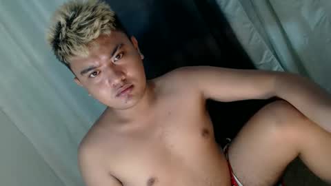 Snapshot of xxhotloyd_cummerx chatting on 03.07.26 Loyd online show from 03.07.26