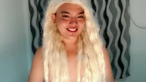 Snapshot of xxhotloyd_cummerx chatting on 03.17.26 Loyd online show from 03.17.26