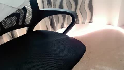 Snapshot of xxhotloyd_cummerx chatting on 03.31.26 Loyd online show from 03.31.26