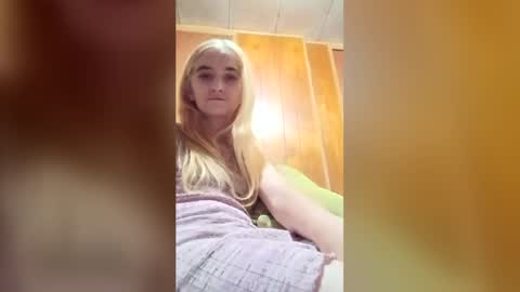 Snapshot of xxjessiebugxx chatting on 06.18.26 xxjessiebugxx online show from 06.18.26
