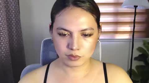 Snapshot of xxjulielovesyouxx chatting on 01.10.25 July online show from 01.10.25