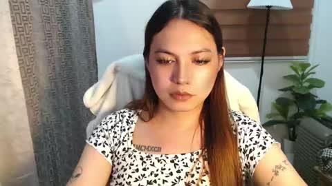 Snapshot of xxjulielovesyouxx chatting on 02.21.25 July online show from 02.21.25