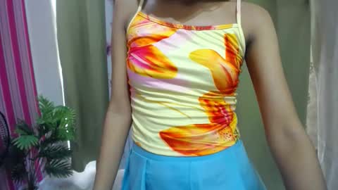 Snapshot of xxkayjeanxx chatting on 12.20.25 Aya online show from 12.20.25