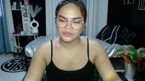 Kylie Smith online show from 06.11.26