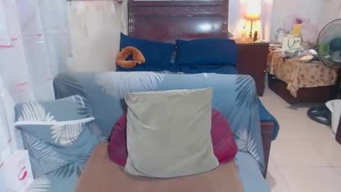 Snapshot of xxmiranda_greyxx chatting on 06.23.26 sexyyanna4u online show from 06.23.26