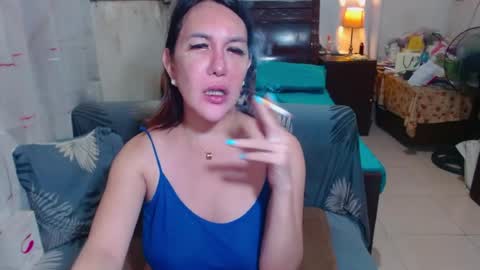 Snapshot of xxmiranda_greyxx chatting on 07.04.26 sexyyanna4u online show from 07.04.26