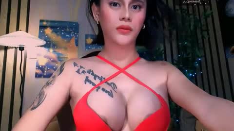 Snapshot of xxmissjuliaxx chatting on 05.03.26 xxmissjuliaxx online show from 05.03.26