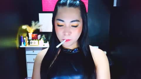 Snapshot of xxslutty_kim chatting on 01.09.26 xxslutty kim online show from 01.09.26