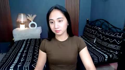 Pau Madrigal online show from 07.20.26
