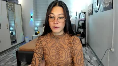 Snapshot of xxtrahot_naughty69 chatting on 09.22.25 JAY 3 online show from 09.22.25