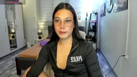 Snapshot of xxtrahot_naughty69 chatting on 09.23.25 JAY 3 online show from 09.23.25