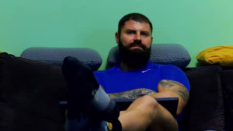 Snapshot of xxtreamleonard chatting on 11.13.25 Xtream Leonard online show from 11.13.25