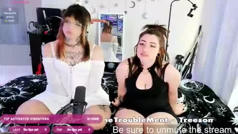 Muse n Poppy online show from 03.02.26