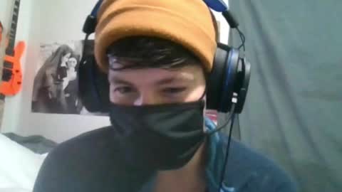 Snapshot of xxwhitefoxx chatting on 09.23.25 David Fox online show from 09.23.25