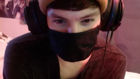 Snapshot of xxwhitefoxx chatting on 10.11.25 David Fox online show from 10.11.25