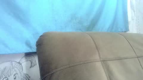 Snapshot of xxx_morena chatting on 10.17.25 LILI online show from 10.17.25