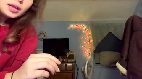 Snapshot of xxxangelcakes chatting on 11.26.25 xxxangelcakes online show from 11.26.25