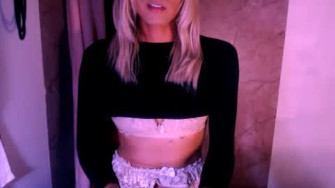 Snapshot of xxxanonymousloverxxx chatting on 06.05.26 Chiara online show from 06.05.26