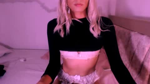 Snapshot of xxxanonymousloverxxx chatting on 07.13.26 Chiara online show from 07.13.26