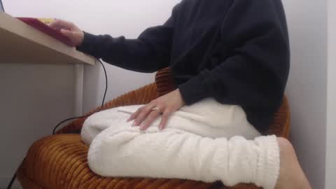 Lola online show from 01.07.25