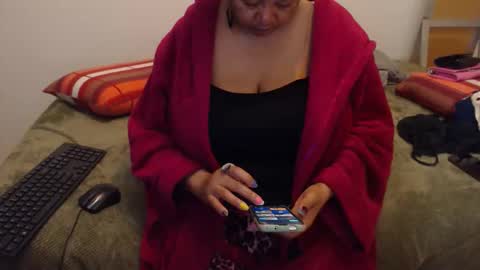 Snapshot of xxxbustybabe27x chatting on 03.15.26 Ayanda online show from 03.15.26