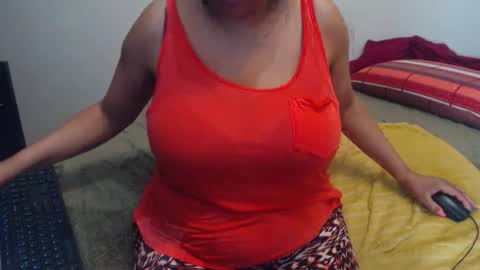 Snapshot of xxxbustybabe27x chatting on 03.29.26 Ayanda online show from 03.29.26