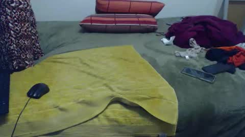 Snapshot of xxxbustybabe27x chatting on 04.11.26 Ayanda online show from 04.11.26