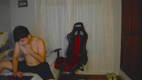 Snapshot of xxxcocorood chatting on 11.13.25 xxxcocorood online show from 11.13.25