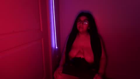 Snapshot of xxxenmascaradosxxx chatting on 05.16.26 Parejahot69 online show from 05.16.26
